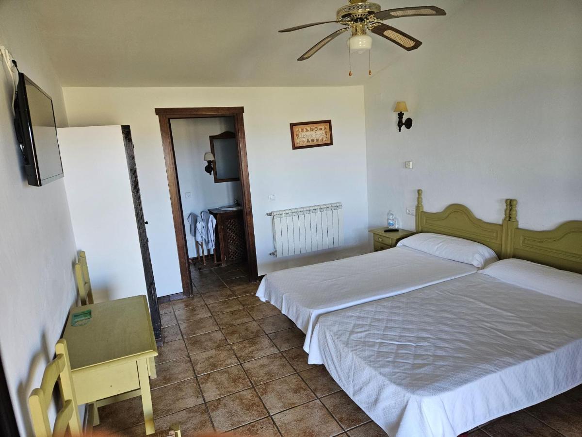 Hotel Rural Portilla De Monfraguee Toril  外观 照片